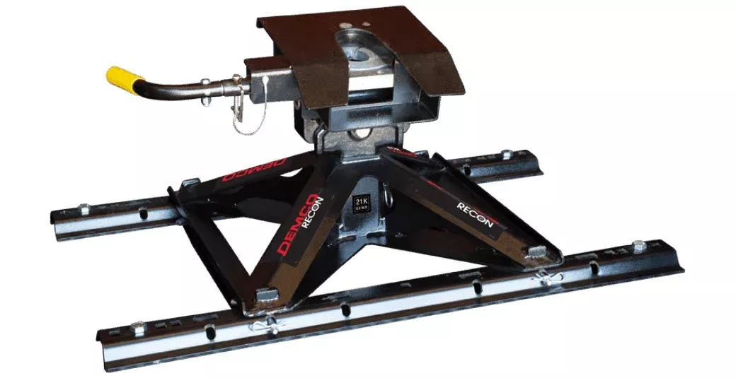 21K DEMCO RECON HITCH W/BED RAILS