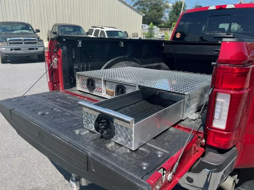34″x48″ BB34-3LP Aluminum Truck Tool Box for Fifth Wheel Pickups