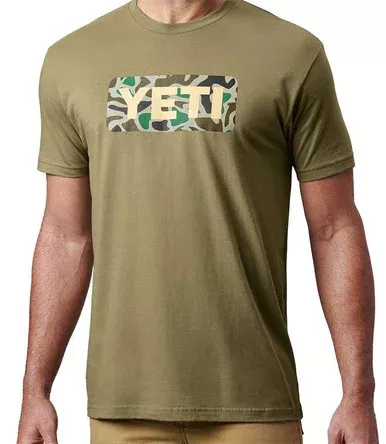 YETI Logo Badge Duck Camo Short Sleeve T-Shirt – Military – 2X-Large