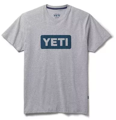 YETI Premium Logo Badge Short Sleeve T-Shirt – Gray/Navy – Small